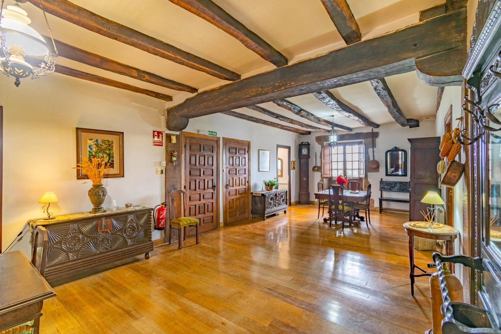 Casa Rural Arotzenia, Hogar Rustico En Pleno Valle De La Ulzama Lizaso Εξωτερικό φωτογραφία
