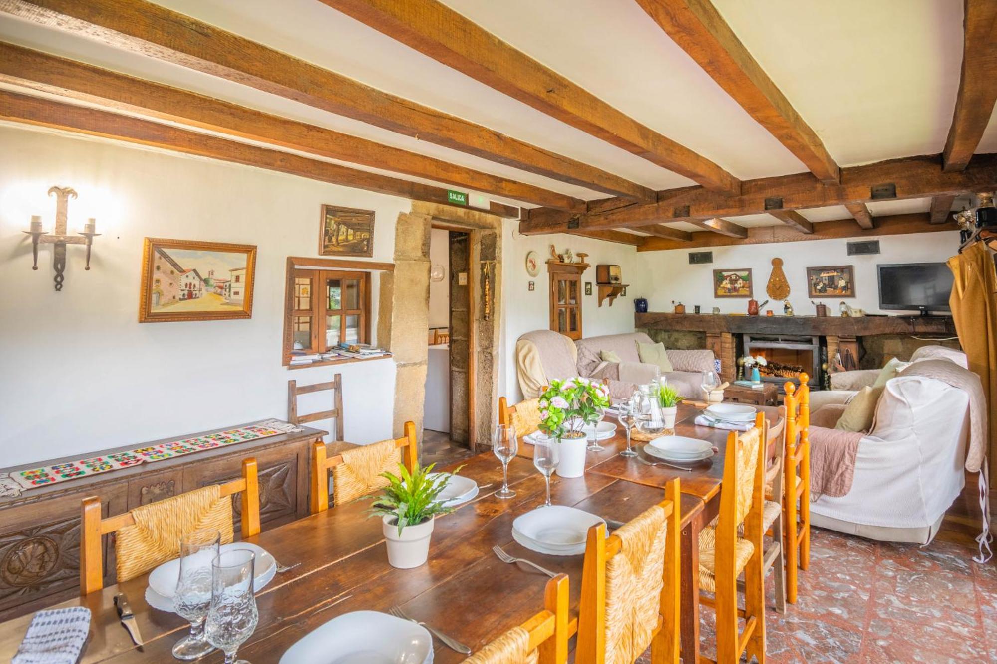 Casa Rural Arotzenia, Hogar Rustico En Pleno Valle De La Ulzama Lizaso Εξωτερικό φωτογραφία